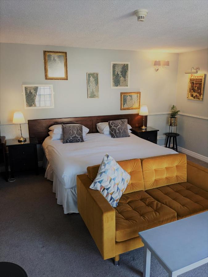 Manor Court Hotel Carnaby 외부 사진