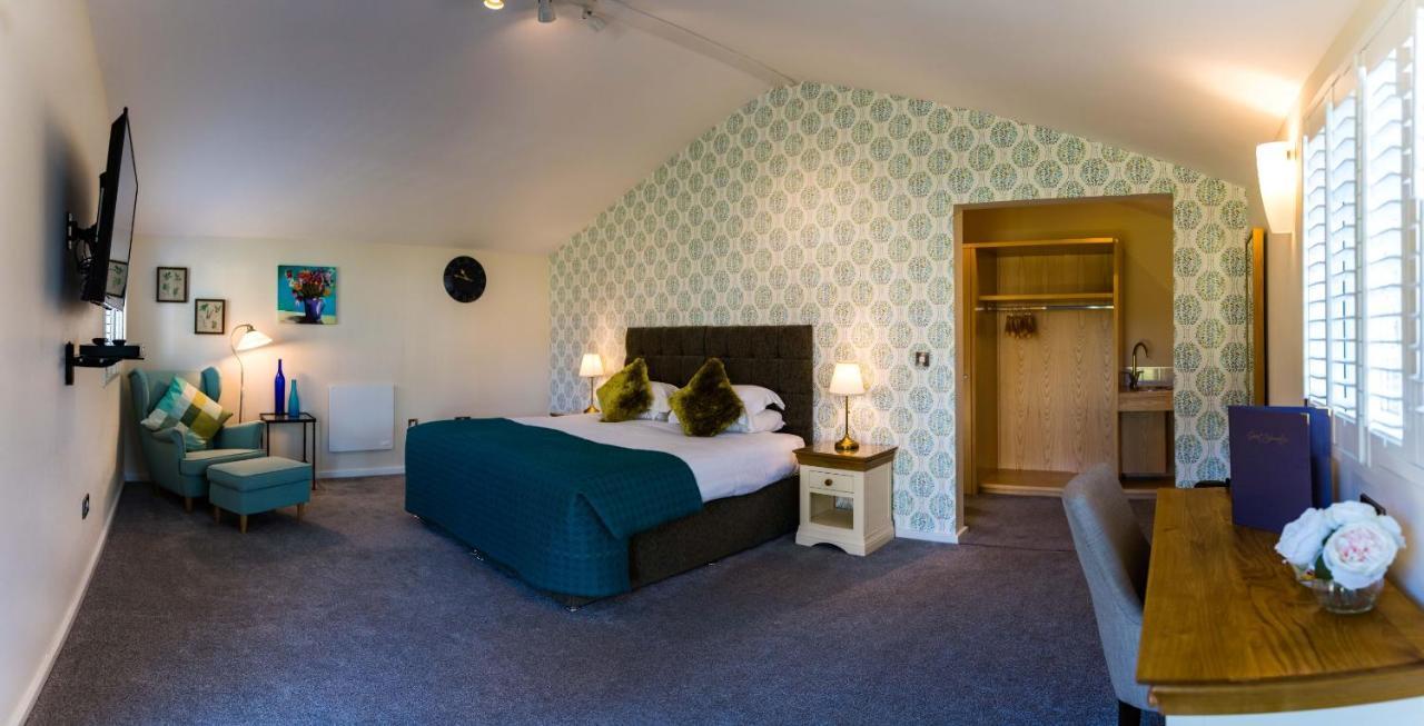 Manor Court Hotel Carnaby 외부 사진